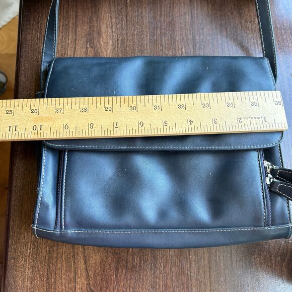 Vintage Villager Liz Claiborne Purse Blue Black Leather small Bag crossbody - Picture 16 of 16
